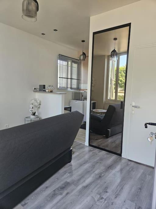 Beautiful F2 Apartment 5 Stops By Train From Paris Moret-sur-Loing Extérieur photo