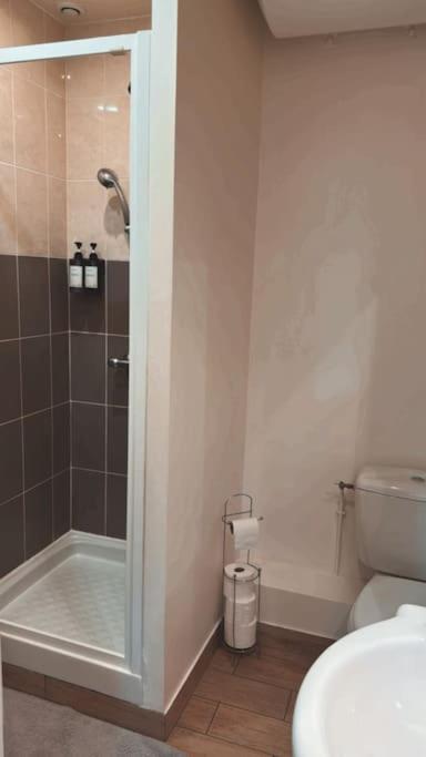 Beautiful F2 Apartment 5 Stops By Train From Paris Moret-sur-Loing Extérieur photo