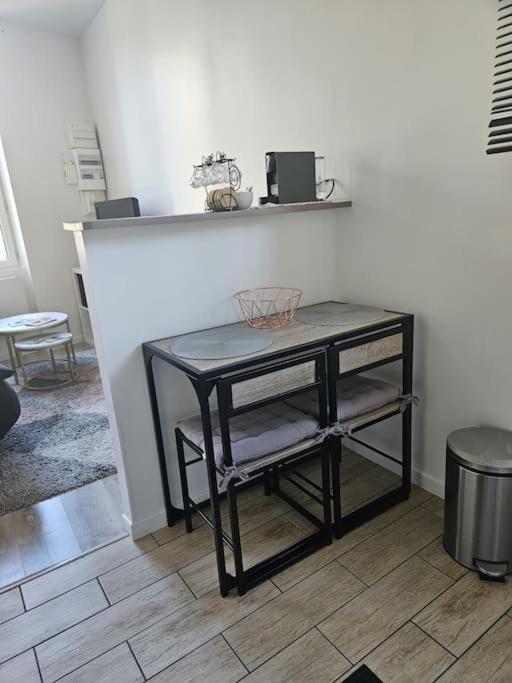 Beautiful F2 Apartment 5 Stops By Train From Paris Moret-sur-Loing Extérieur photo