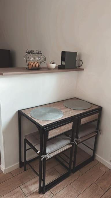 Beautiful F2 Apartment 5 Stops By Train From Paris Moret-sur-Loing Extérieur photo