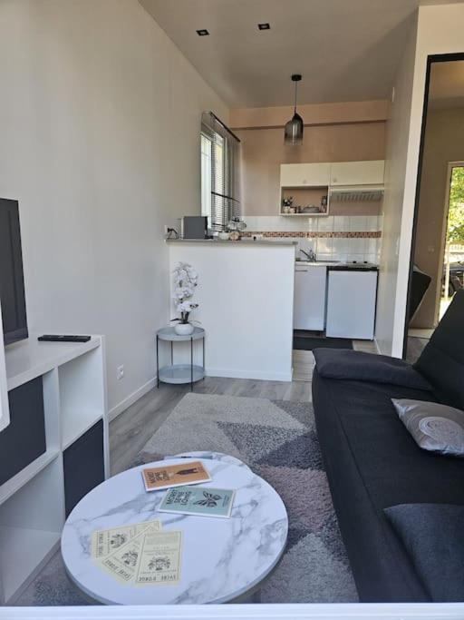 Beautiful F2 Apartment 5 Stops By Train From Paris Moret-sur-Loing Extérieur photo