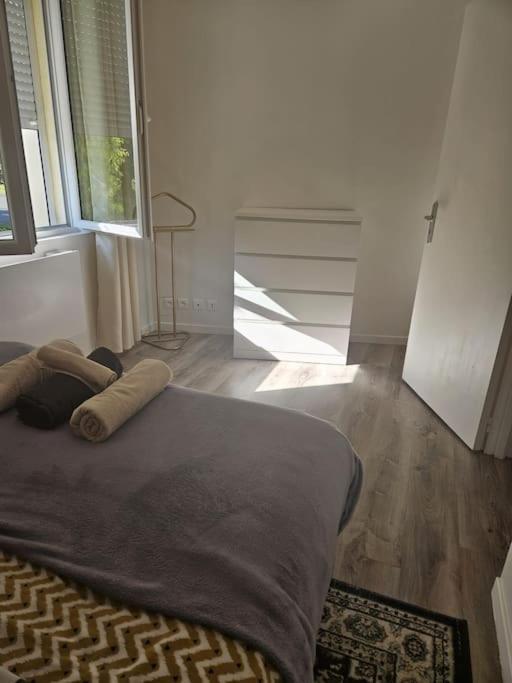 Beautiful F2 Apartment 5 Stops By Train From Paris Moret-sur-Loing Extérieur photo