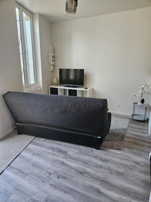 Beautiful F2 Apartment 5 Stops By Train From Paris Moret-sur-Loing Extérieur photo
